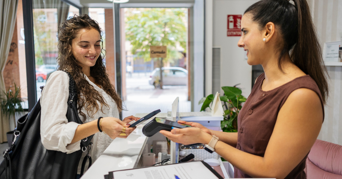 Cum să fidelizați pacienții în clinica dumneavoastră estetică